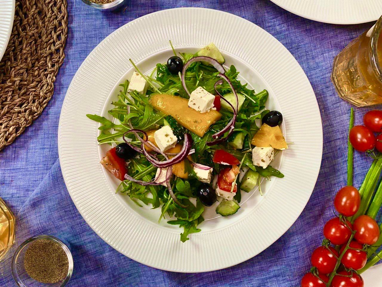 Сочный салат к мясу и рыбе рецепт – Авторская кухня: Салаты. «Еда»