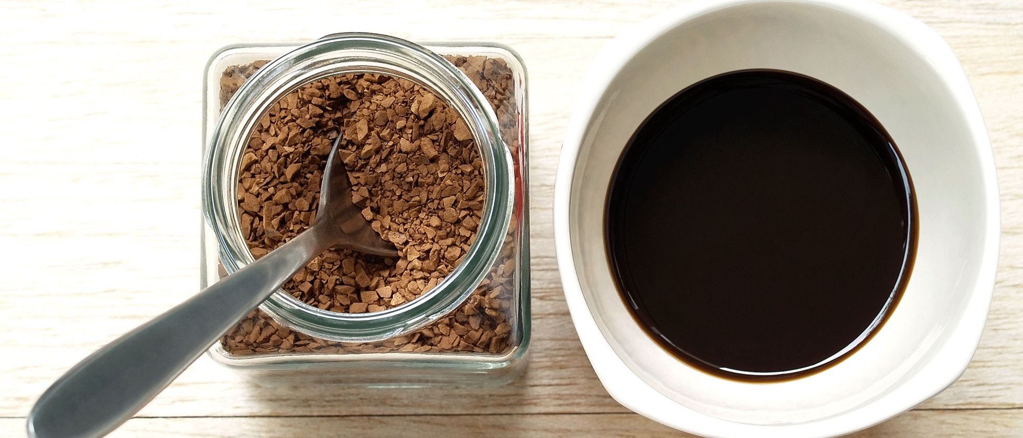 Из чего делают растворимый кофе. Кофе растворимый в чашке. Суррогат кофе. Однородность растворимого кофе. Кофе из цикория с сиропом.
